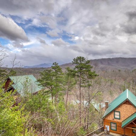 Above All Pigeon Forge Exterior foto