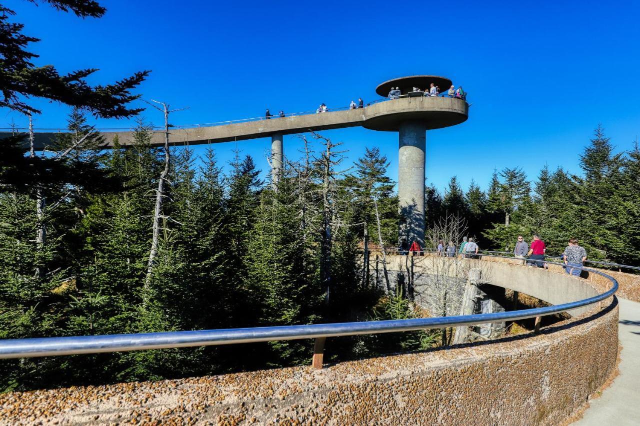 Above All Pigeon Forge Exterior foto